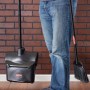 Pá Lixo Fechada Com Cabo Metal RUBBERMAID Lobby Pro